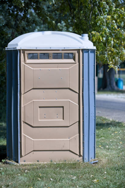 Best Luxury portable toilet rental  in Monticello, KY
